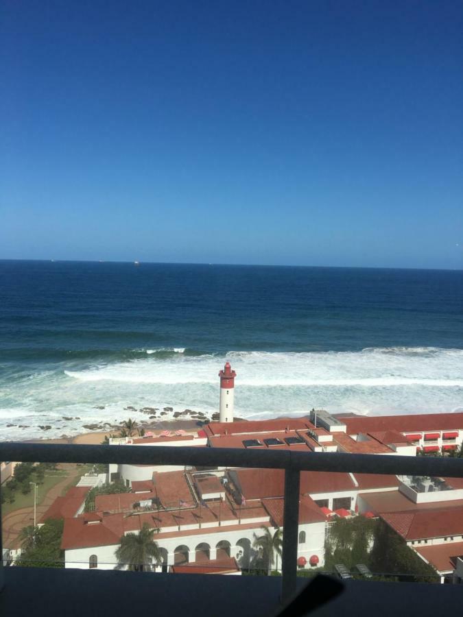 Appartamento Unit 1101 Oyster Rock Durban Esterno foto