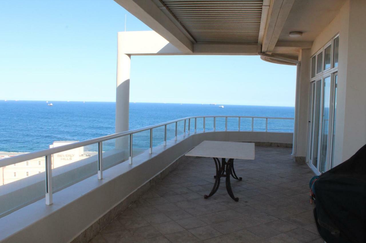 Appartamento Unit 1101 Oyster Rock Durban Esterno foto